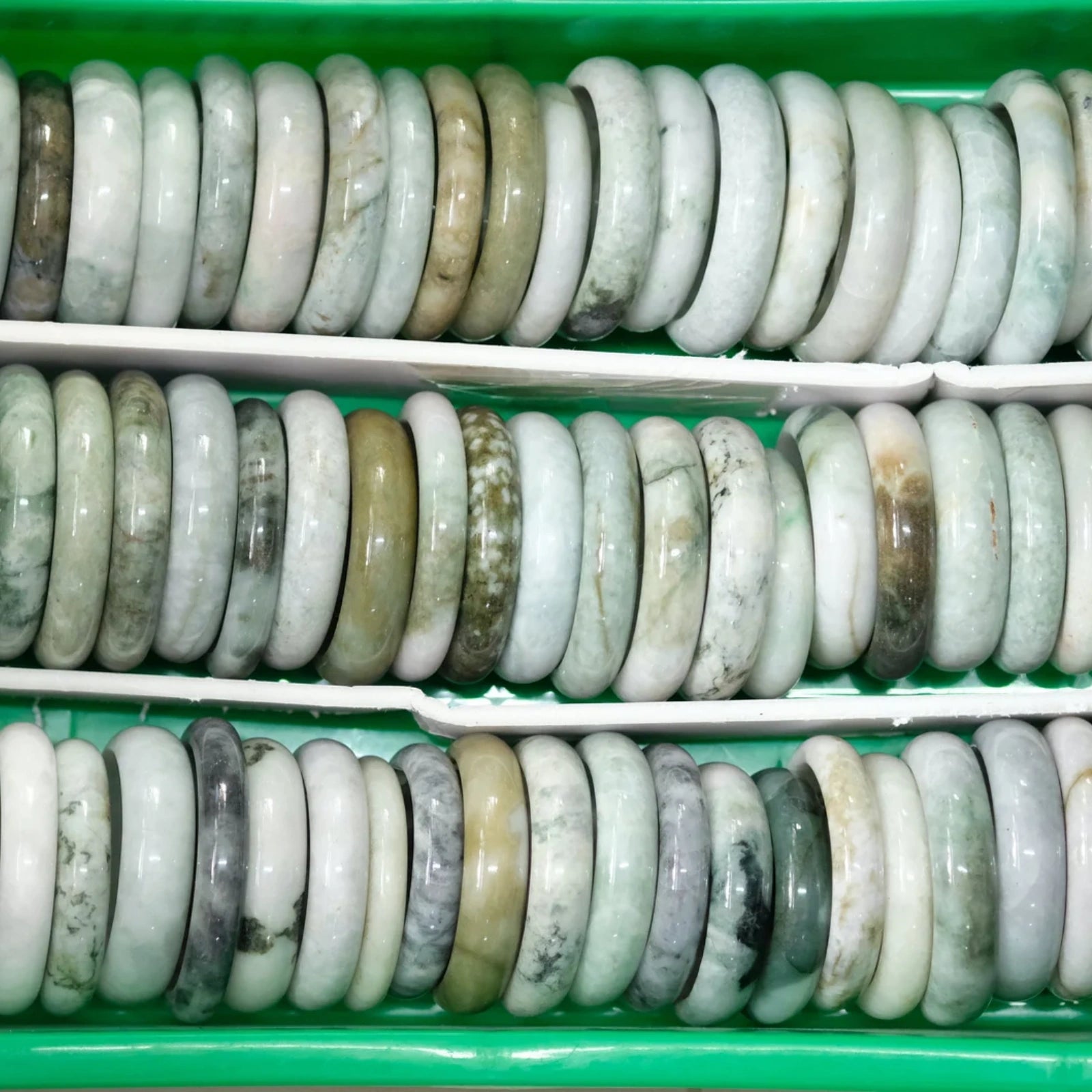 Random Picked Grade A Real Jade Bangle (Certificate included)